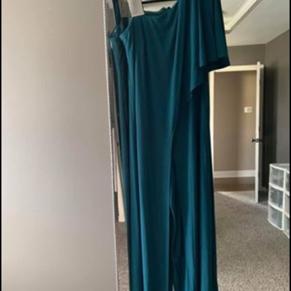 Rhinestone shoulder jumpsuit - Picture 2 of 3